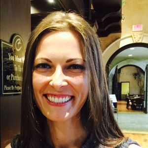 Meet your Posher, Deborah